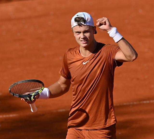 作出回答 作出回答